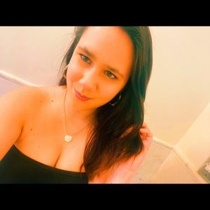 Meet your Posher, Ashlie